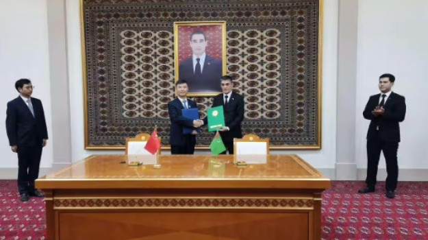 Türkmenistan we «China CAMC» kompaniýasy demir ýol pudagynda hyzmatdaşlyk etmek hakynda Ähtnama gol çekdiler